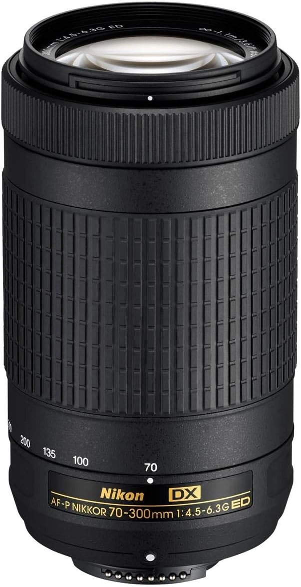 Obiektyw fotograficzny Nikon AF-P, kolor biały i czarny