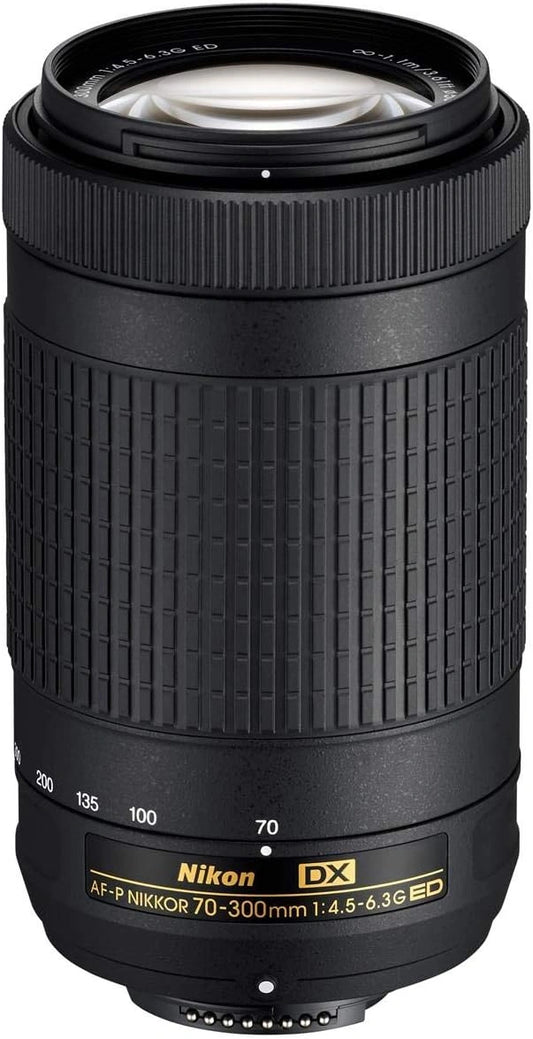 Obiektyw fotograficzny Nikon AF-P, kolor biały i czarny